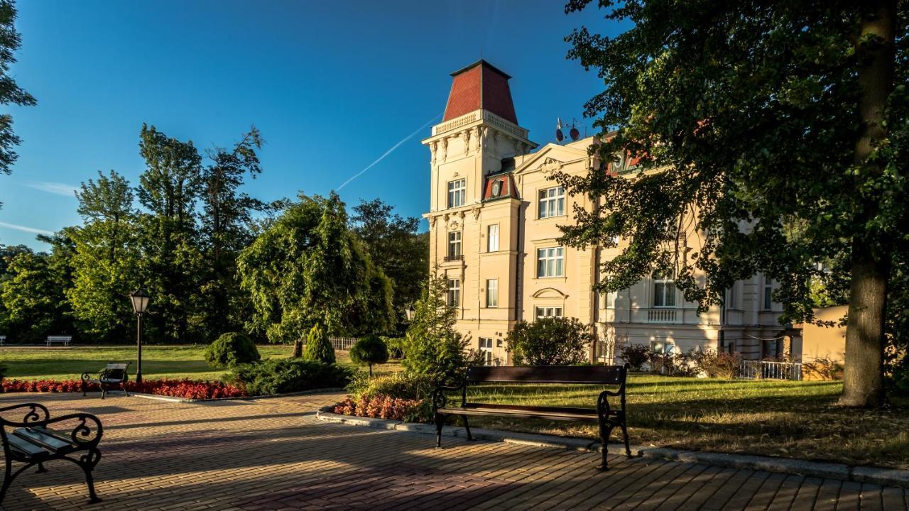 Bristol Vila Tereza Karlovy Vary Dış mekan fotoğraf